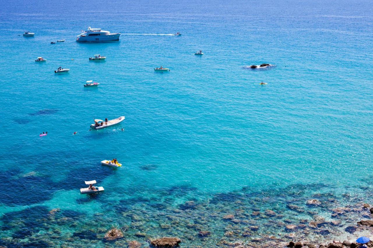 Cichello Apartments Capo Vaticano Exterior foto