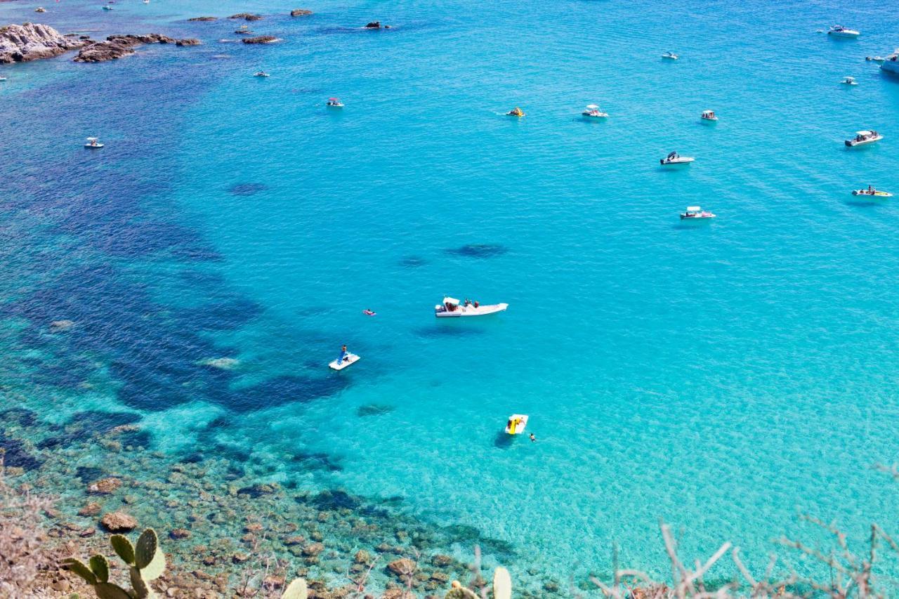 Cichello Apartments Capo Vaticano Exterior foto